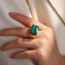 Load image into Gallery viewer, Natural Malachite Ring